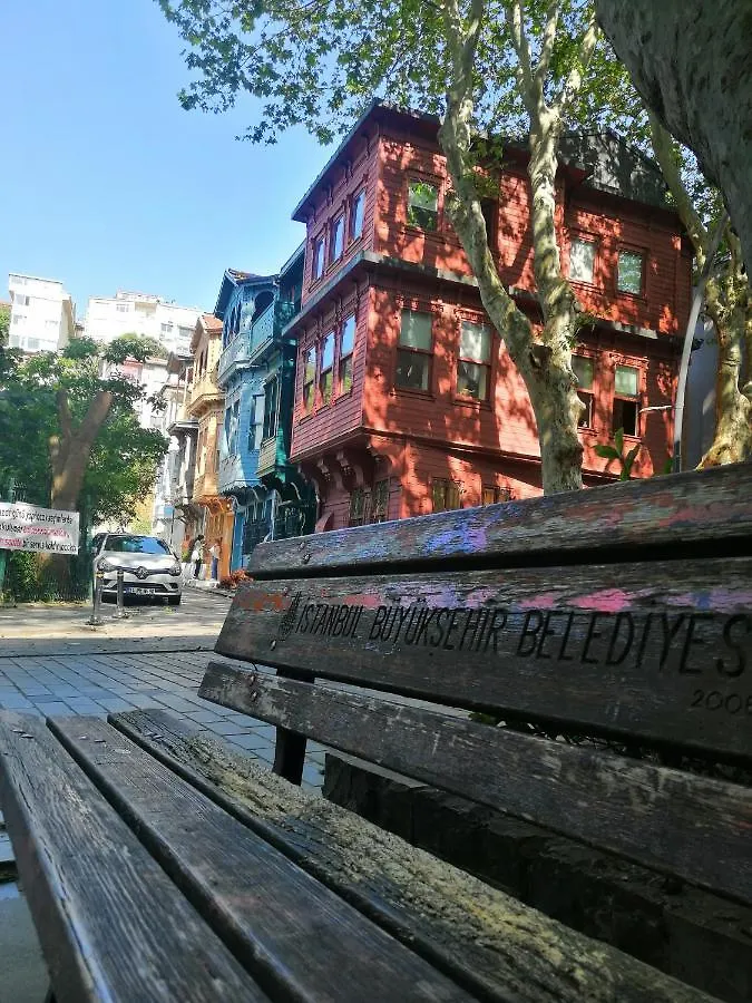Lovely Flat In Greens At The Heart Of Kuzguncuk Istanbul Apartment