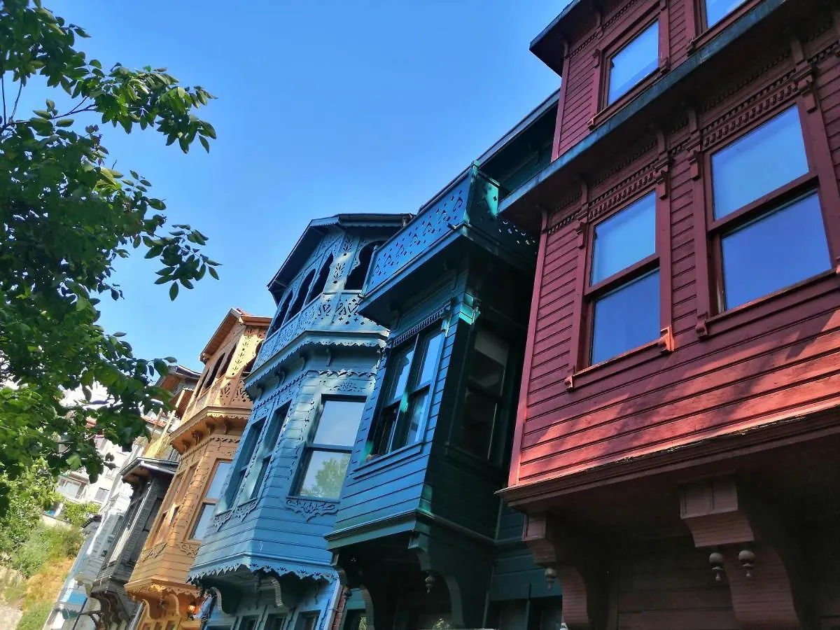 Lovely Flat In Greens At The Heart Of Kuzguncuk Istanbul